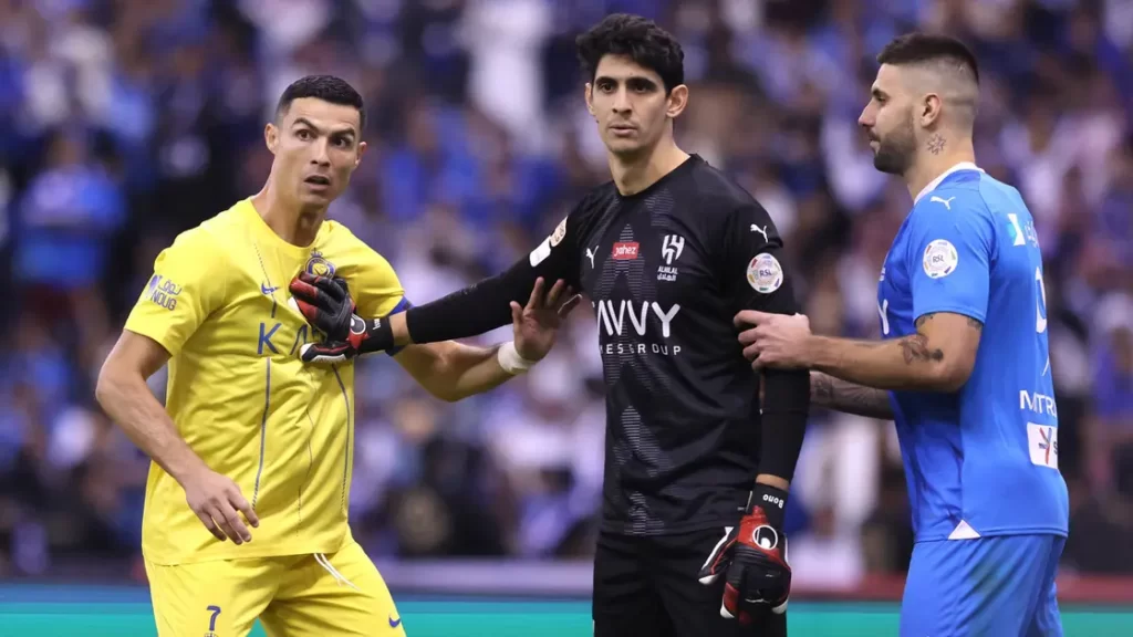 لقاء سابق بين الهلال والنصر