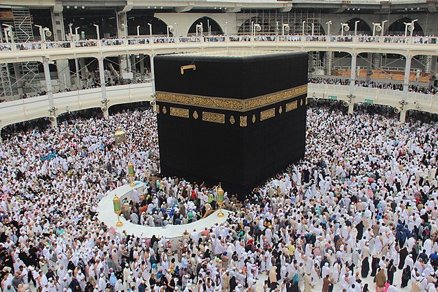 مكة المكرمة تبدأ استقبال حجاج الداخل لأداء طواف القدوم
